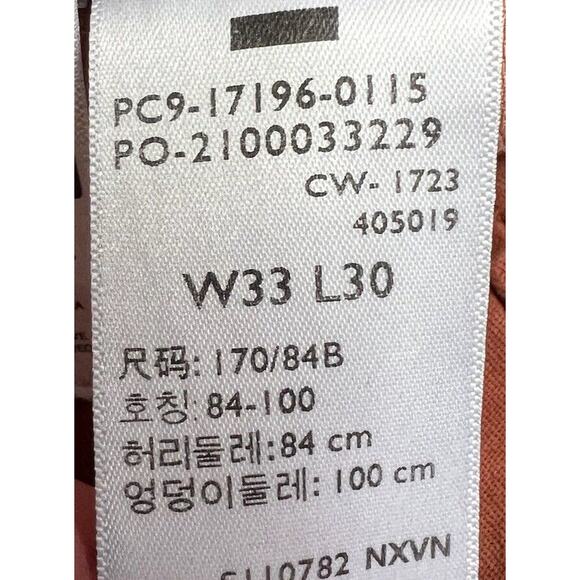 Levis XX Chino Men's Standard Taper Faded Red Chino Pants - Size 33x28 - Picture 9 of 9